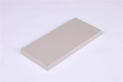 18mm Plywood jiffaċċjaw PET